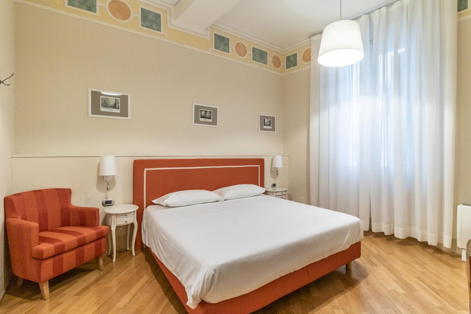 Casa Isolani Guest House Piazza Maggiore 1 — Foto 3